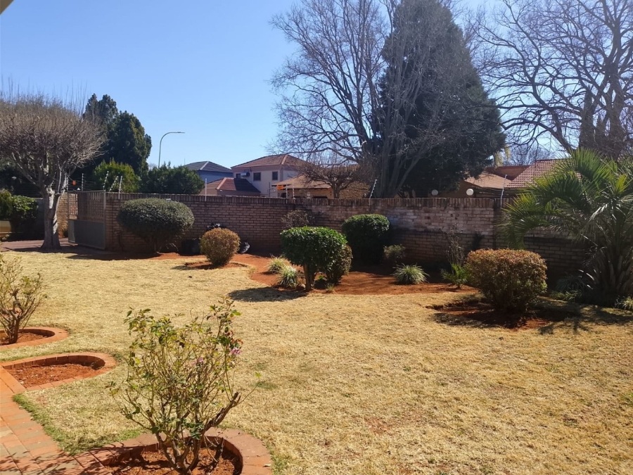 4 Bedroom Property for Sale in Flamwood North West